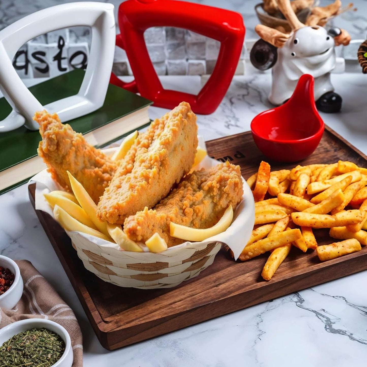 Pack of 12 Bamboo Baskets – Round Bread Baskets & Fruit Bowls